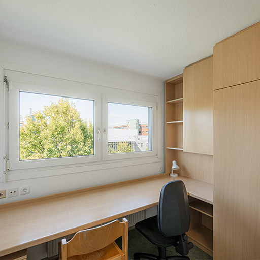 Schreibtisch Josef Baumann Gasse Studentenwohnheim